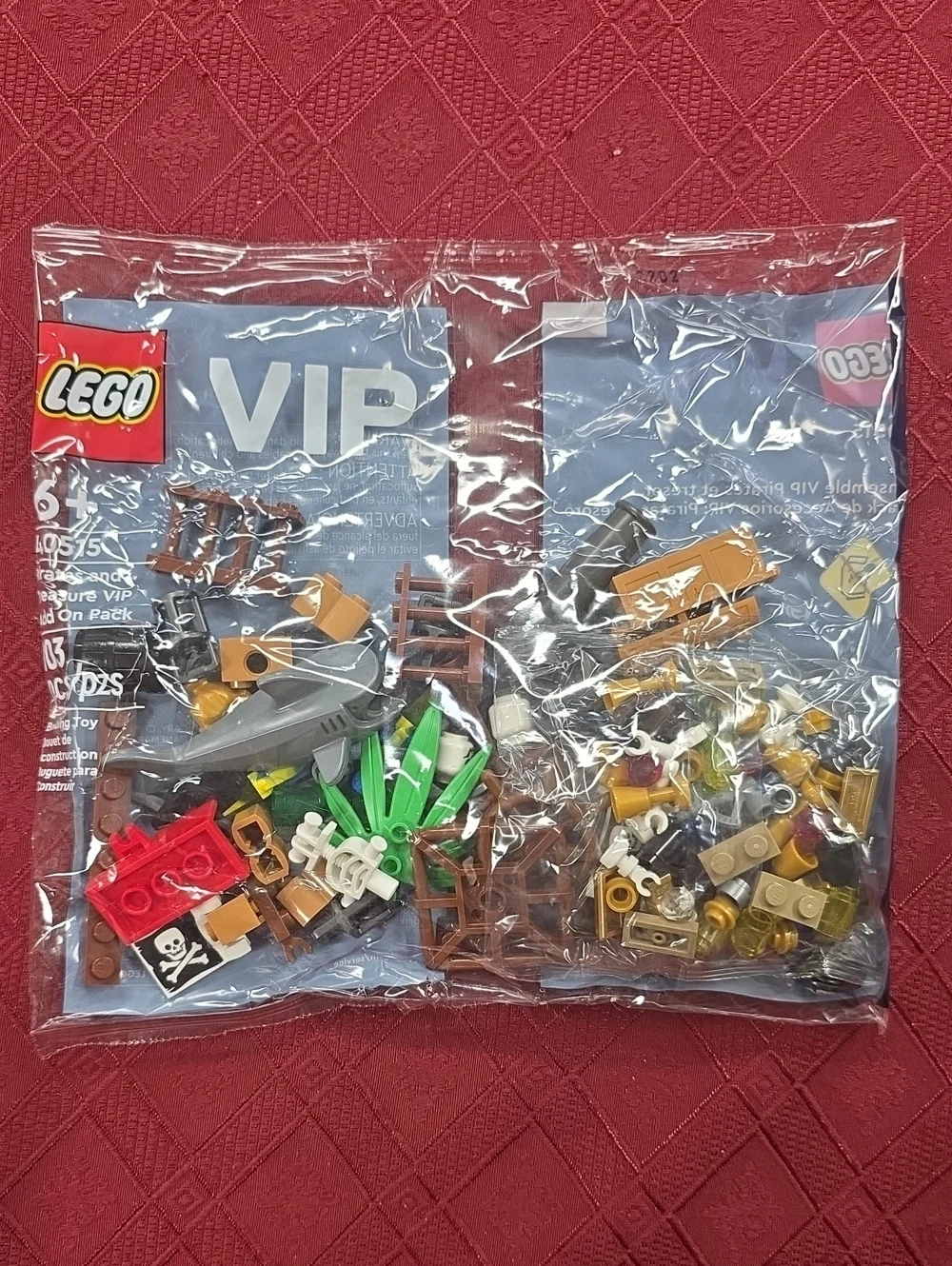 Lego VIP Pirate Accessory Pack - Red, Green, Gold, Brown Pieces